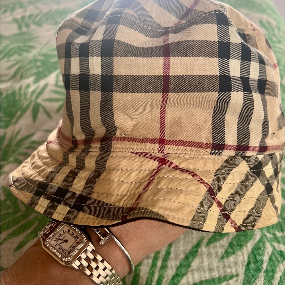 Burberry Check Bucket Hat